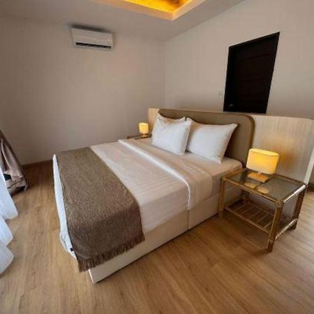 Sand Bay Resort Semporna Extérieur photo