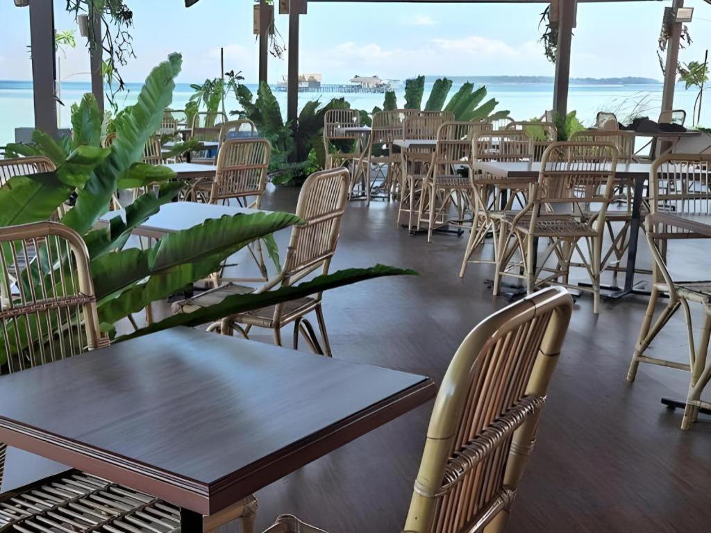 Sand Bay Resort Semporna Extérieur photo