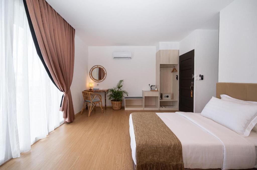 Sand Bay Resort Semporna Extérieur photo