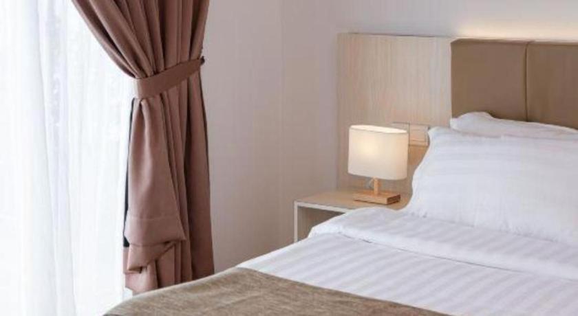 Sand Bay Resort Semporna Extérieur photo