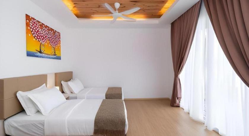 Sand Bay Resort Semporna Extérieur photo