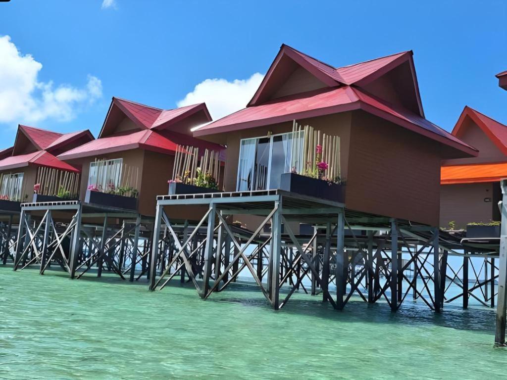 Sand Bay Resort Semporna Extérieur photo